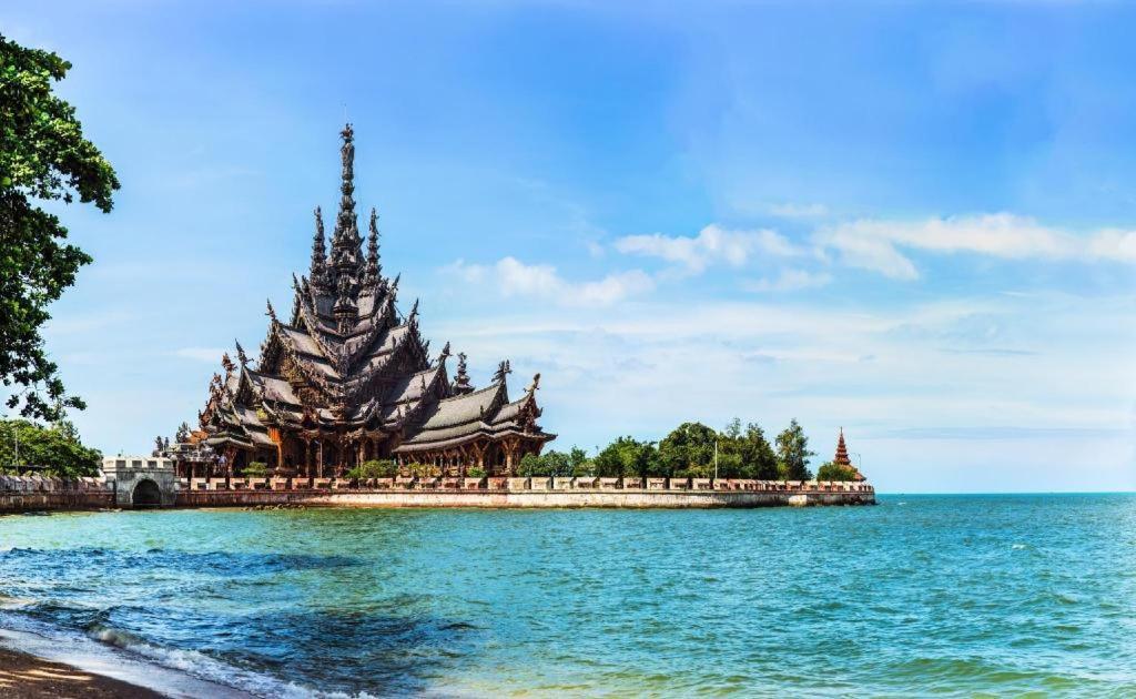 สยาม แพลตินัม พัทยา Hotel Pattaya ภายนอก รูปภาพ