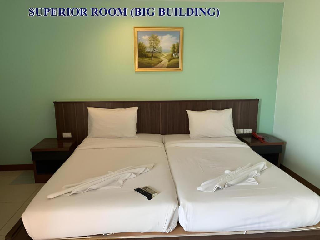 สยาม แพลตินัม พัทยา Hotel Pattaya ภายนอก รูปภาพ