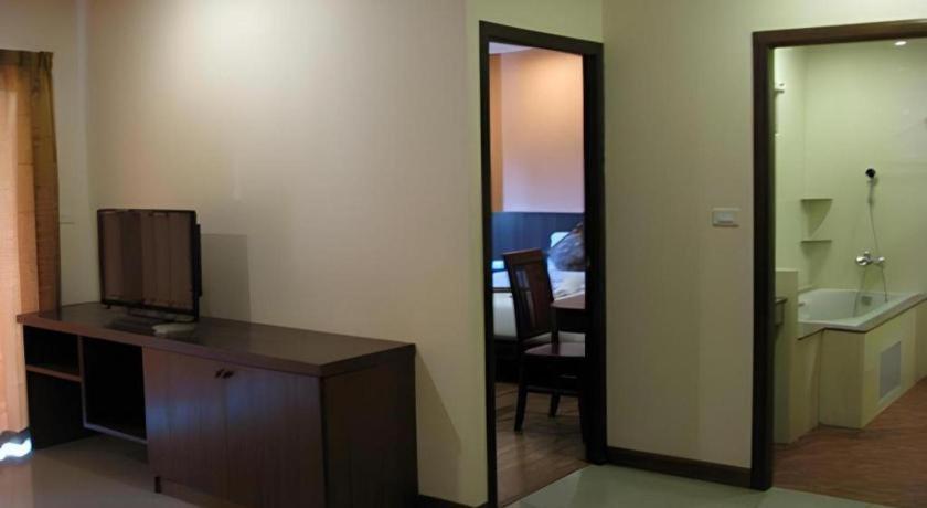 สยาม แพลตินัม พัทยา Hotel Pattaya ภายนอก รูปภาพ