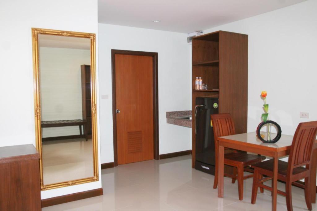 สยาม แพลตินัม พัทยา Hotel Pattaya ภายนอก รูปภาพ