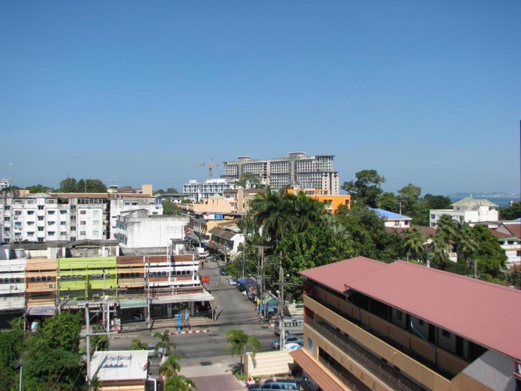 สยาม แพลตินัม พัทยา Hotel Pattaya ภายนอก รูปภาพ
